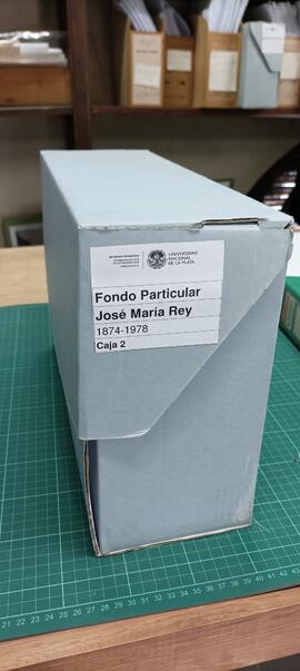 Tareas de conservación del Fondo Personal José María Rey