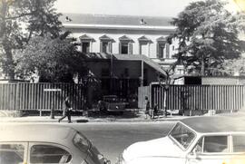 Construcción del edificio Tres Facultades c. 1968