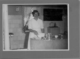 Profesora del curso de cocina