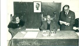 Acto académico en Facultad de Ciencias Médicas, en homenaje al Prof. Pilades Dezeo (Frente) 1966