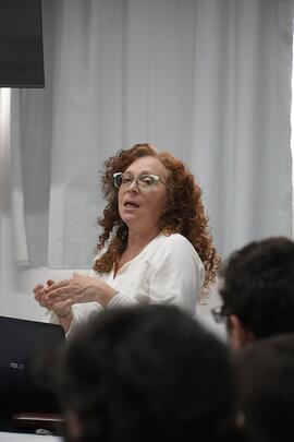 Myriam Hara, conservadora del Archvo Histórico central de la UNLP